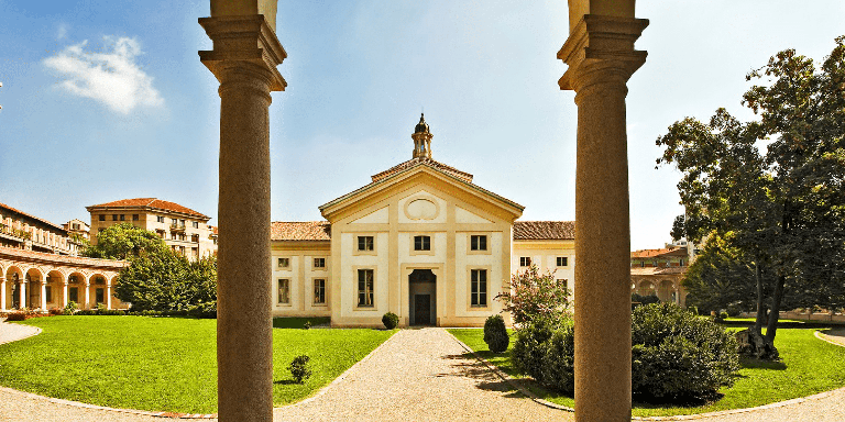MUBA è un centro per lo sviluppo e la diffusione di progetti culturali dedicati all'infanzia.
